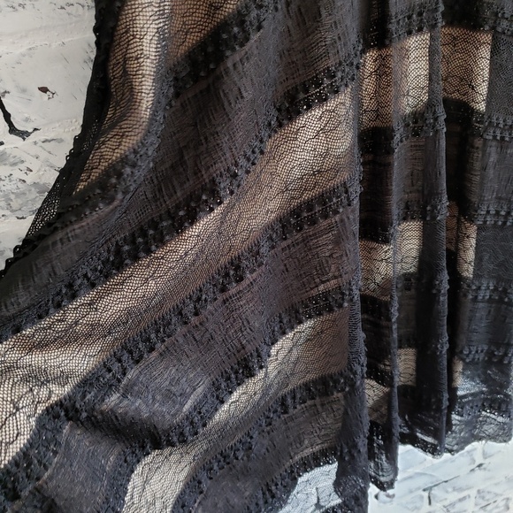 Semi formal Black Lace Dress - Picture 3 of 4